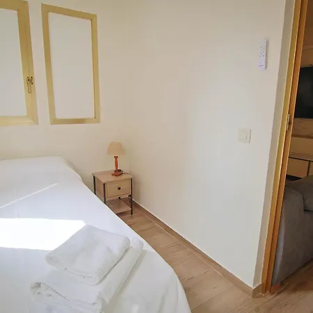 Gerona Apartment